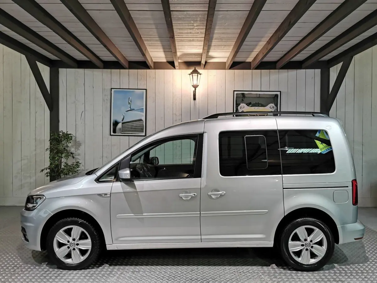 Volkswagen Caddy Caddy Combi 2.0 TDI SCR BMT Comfortline DSG 5