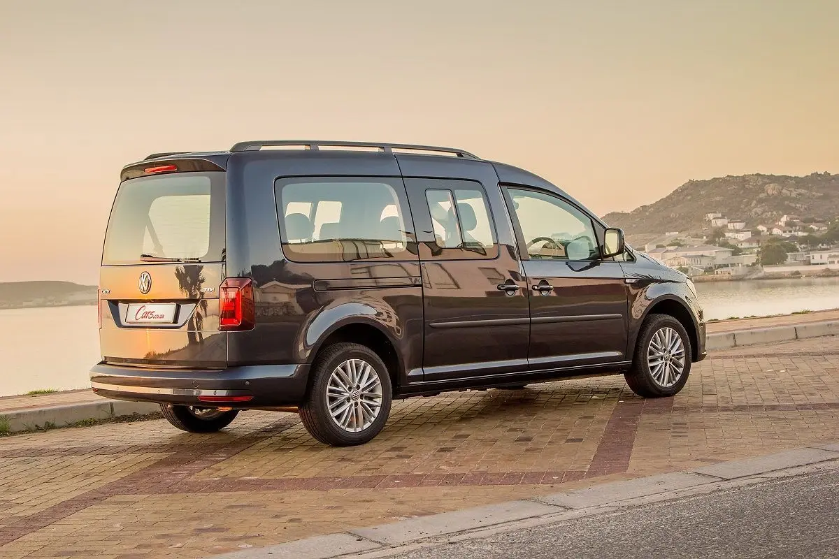 Volkswagen Caddy Caddy Combi 2.0 TDI SCR BMT Trendline DSG 5
