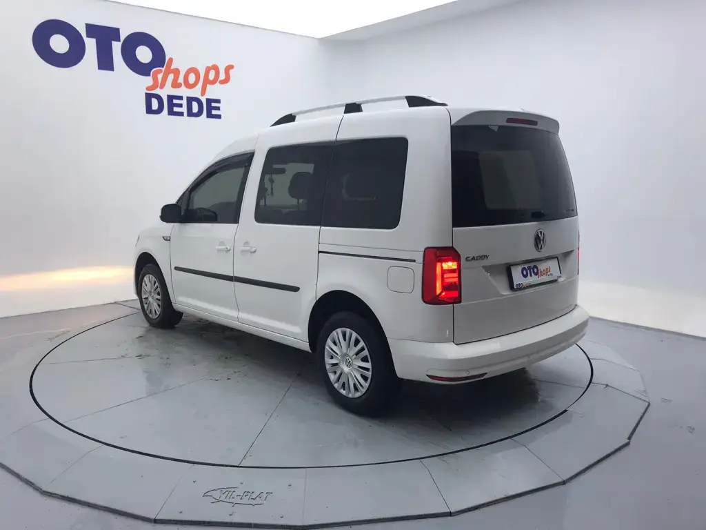 Volkswagen Caddy Caddy Combi 2.0 TDI SCR BMT Trendline DSG 5