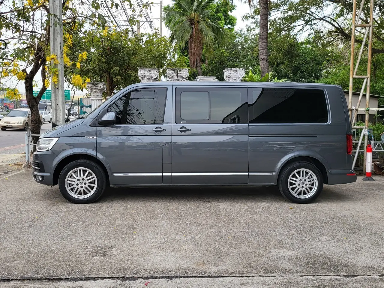 Volkswagen Caravelle Caravelle 2.0 TDI LWB Comfortline 2