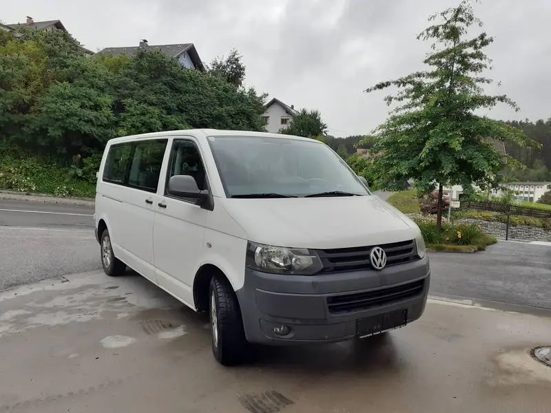 Volkswagen Caravelle Caravelle 2.0 TDI LWB Trendline 4