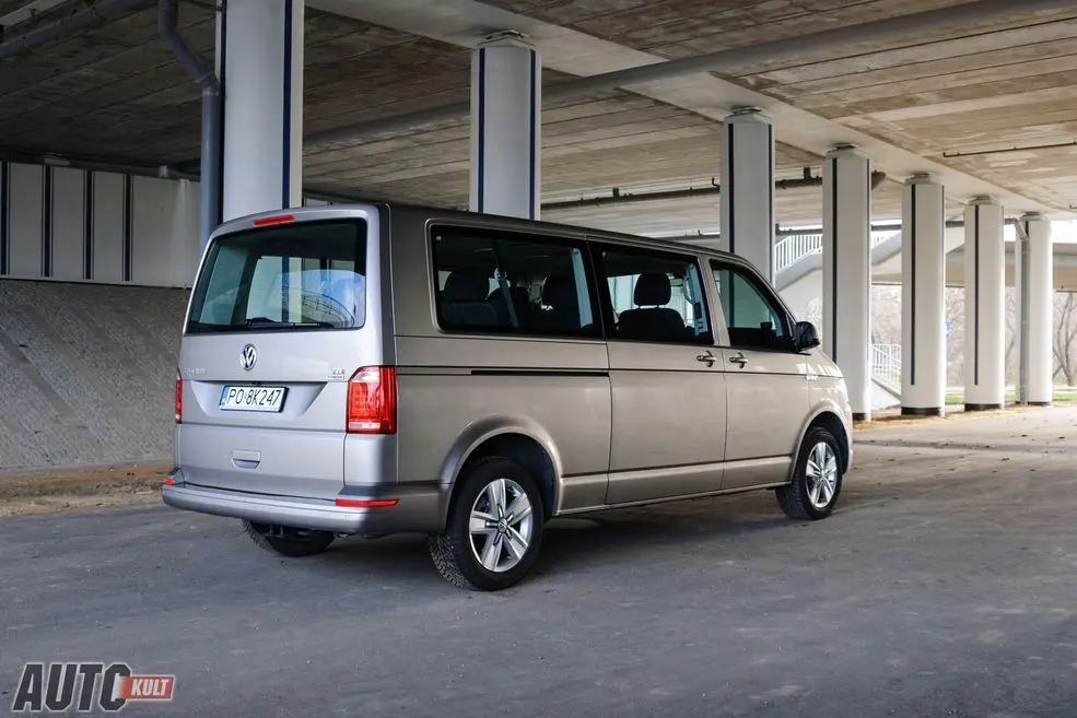 Volkswagen Caravelle Caravelle 2.0 TDI SCR BMT SWB Comfortline 3