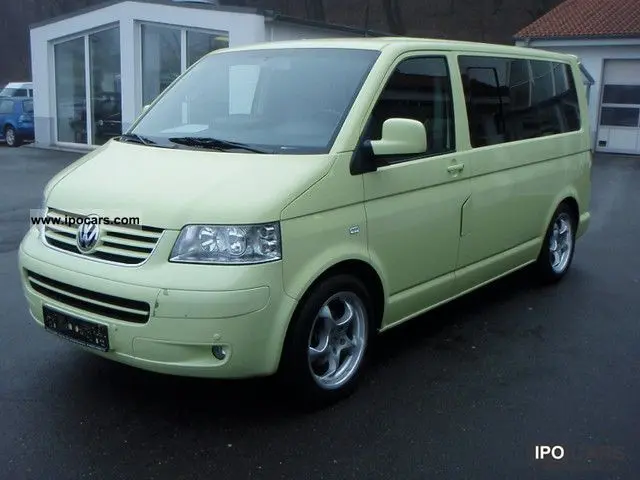 Volkswagen Caravelle Caravelle 2.5 TDI Comfortline 2