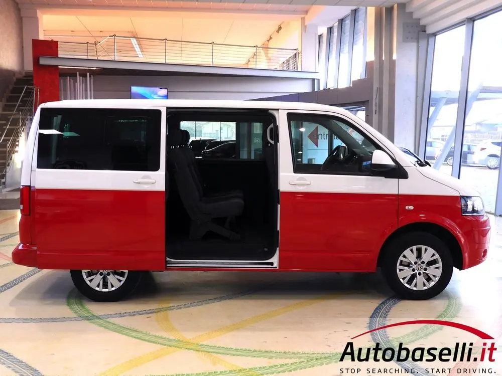 Volkswagen Caravelle Caravelle 2.5 TDI LWB Comfortline 5
