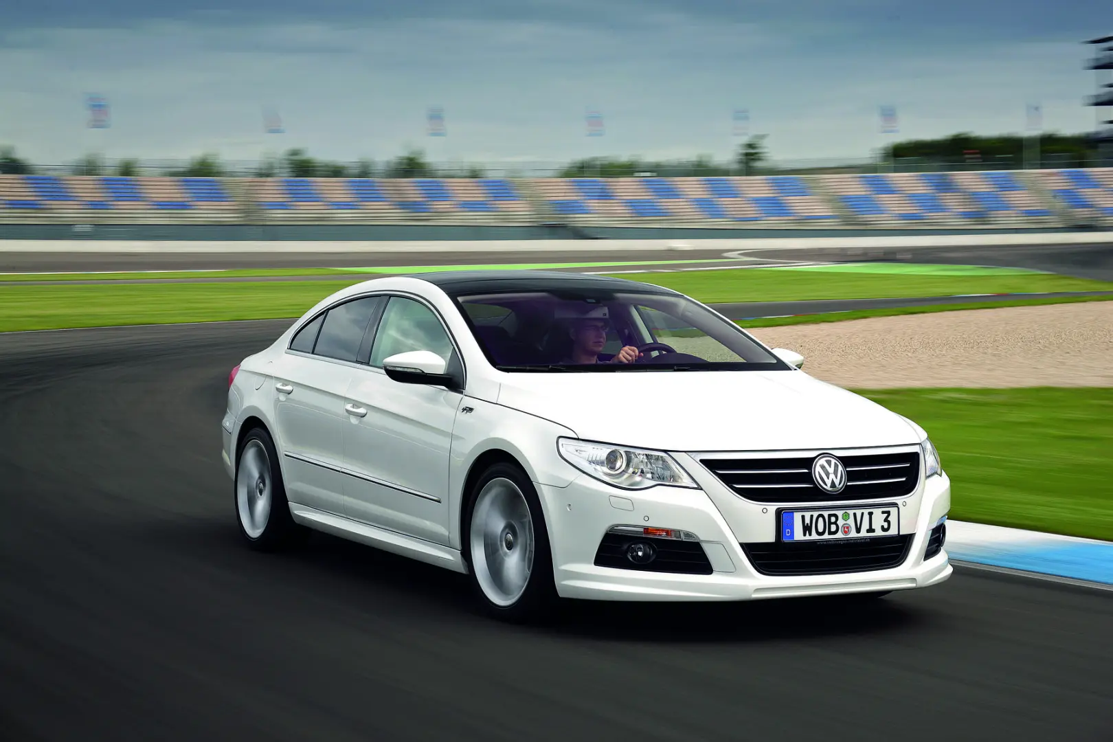 Volkswagen  CC 1.4 TSI R Line DSG 0