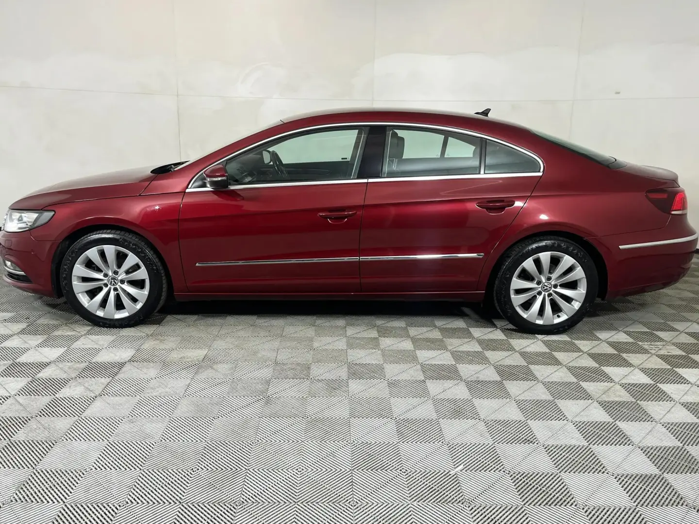Volkswagen  CC 1.8 TFSI DSG 5