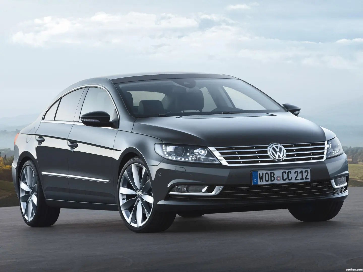 Volkswagen  CC 2.0 TSI DSG 2
