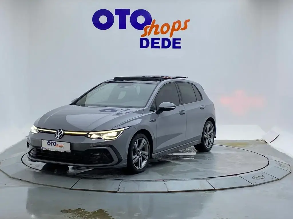 Volkswagen Golf Golf 1.0 eTSI R-Line DSG 1