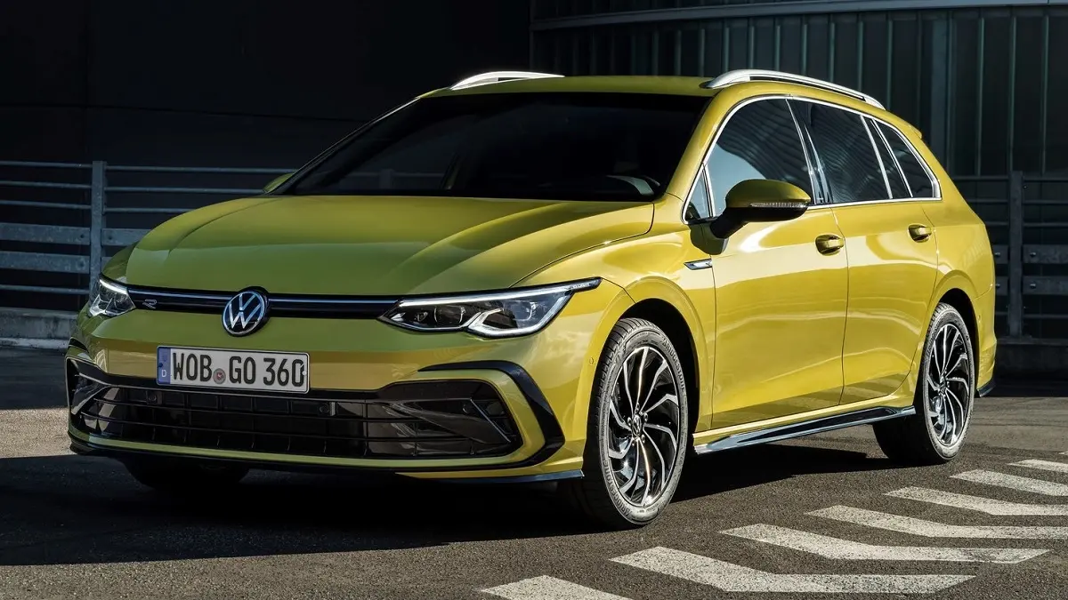 Volkswagen Golf Golf 1.0 eTSI R-Line DSG 5