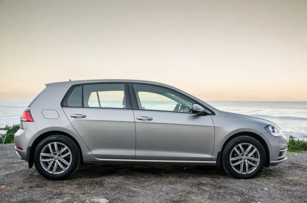Volkswagen Golf Golf 1.0 TSI BMT Comfortline 7