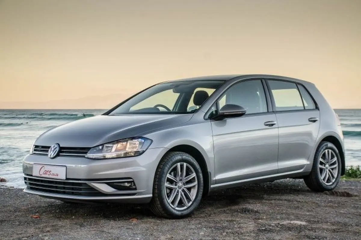 Volkswagen Golf Golf 1.4 TSI BMT Comfortline 2