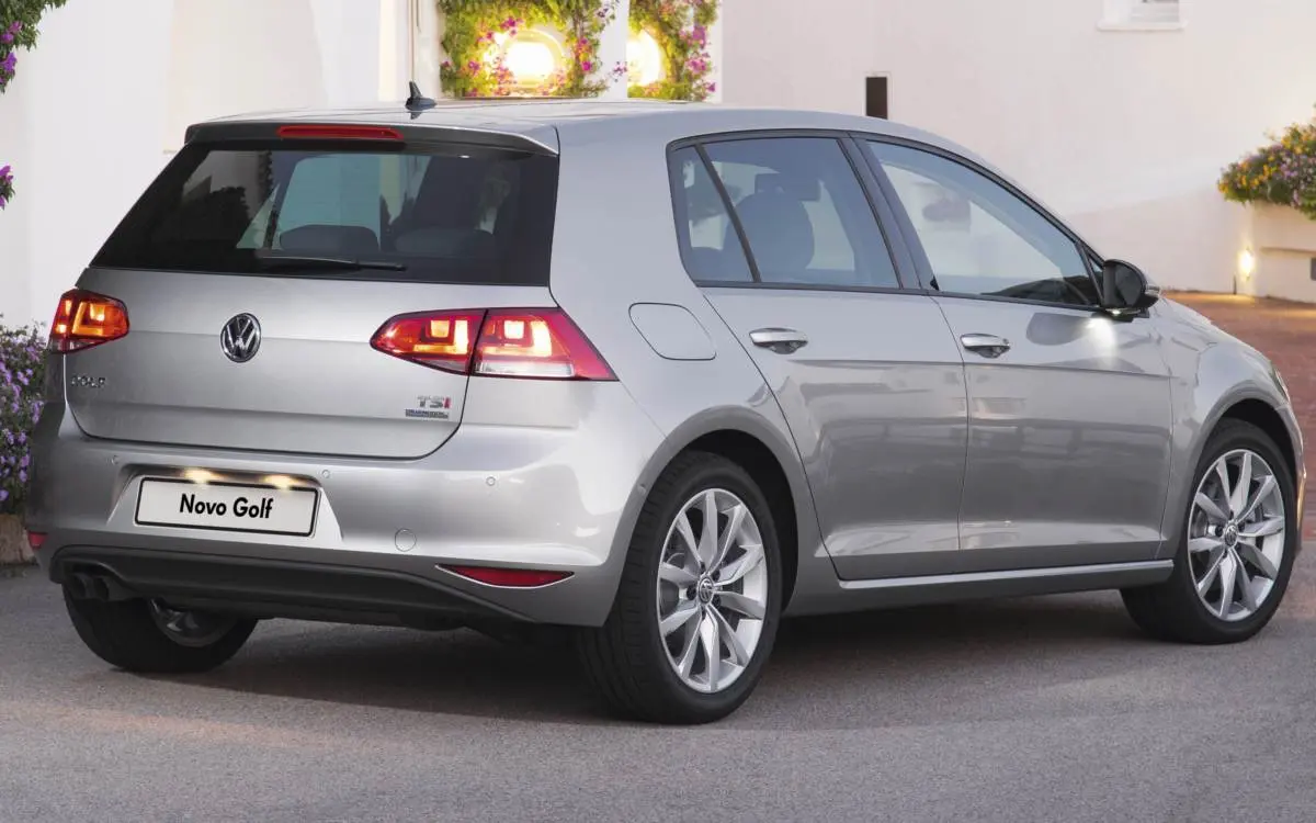 Volkswagen Golf Golf 1.4 TSI BMT Comfortline 2
