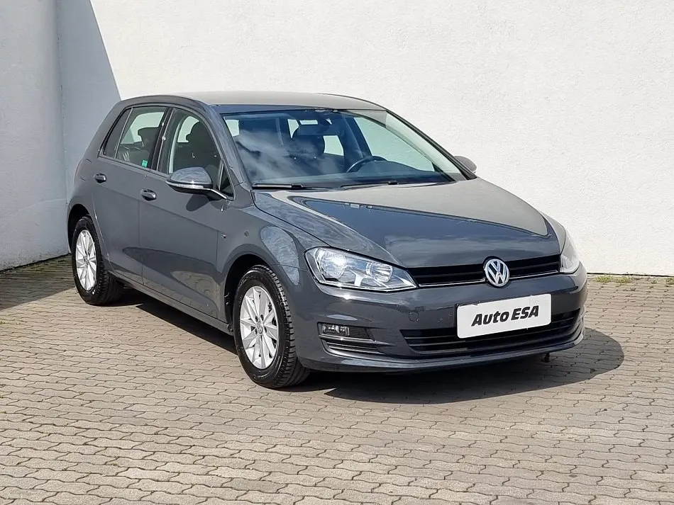 Volkswagen Golf Golf 1.2 TSI BMT Comfortline 5