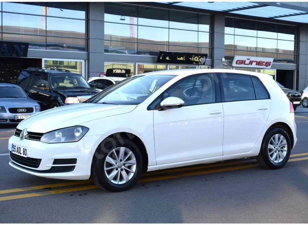 Volkswagen Golf Golf 1.2 TSI BMT Midline Plus 2