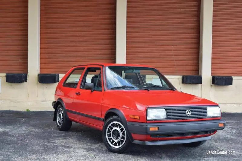 Volkswagen Golf Golf 1.3 6