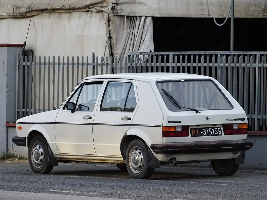 Volkswagen Golf Golf 1.3 GL 5