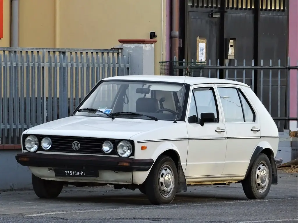 Volkswagen Golf Golf 1.3 GL 7