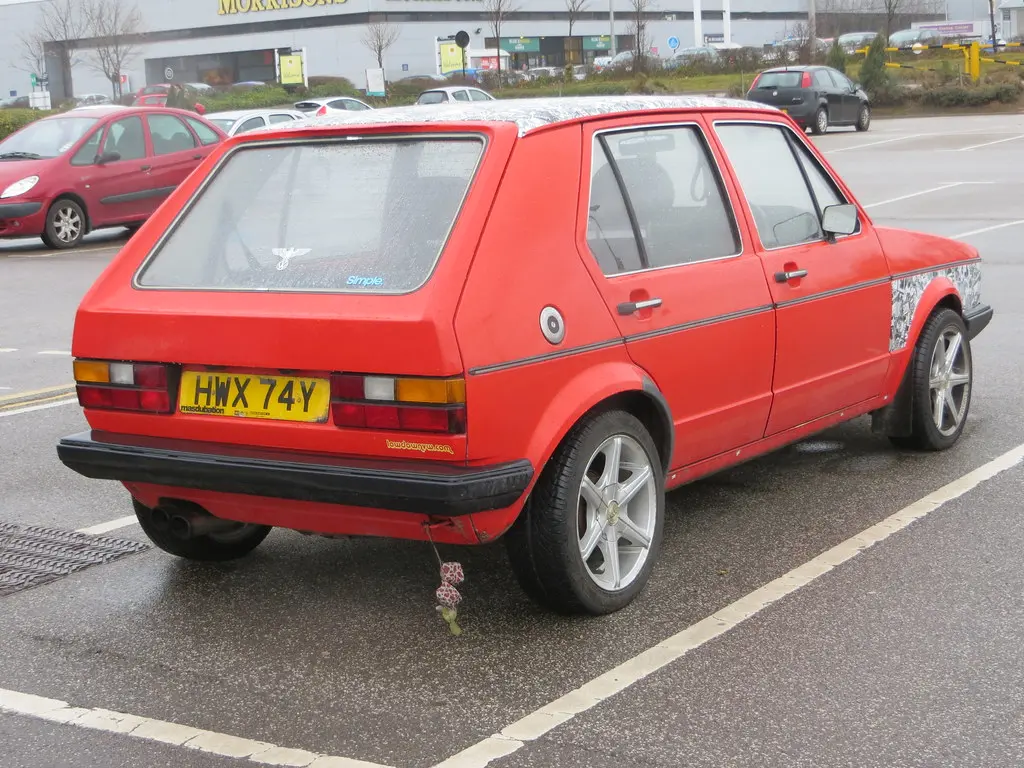 Volkswagen Golf Golf 1.6 CL 3