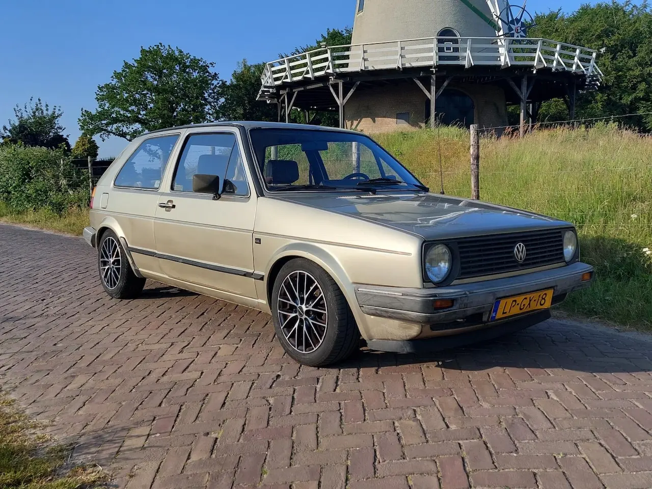 Volkswagen Golf Golf 1.6 CL 5