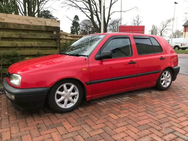 Volkswagen Golf Golf 1.6 CL 5