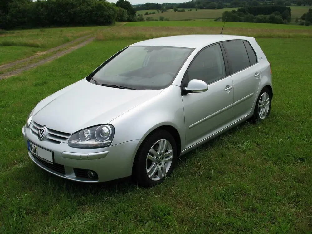 Volkswagen Golf Golf 1.6 FSI Goal 6