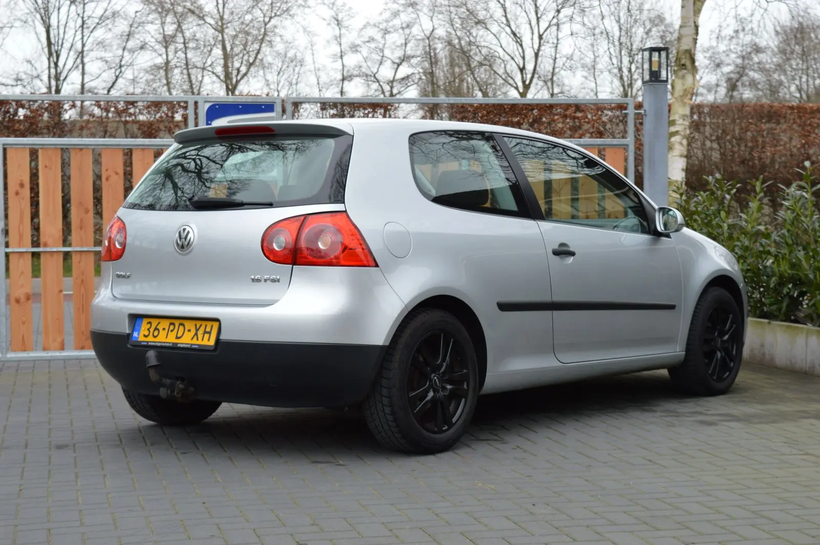 Volkswagen Golf Golf 1.6 FSI Primeline 6