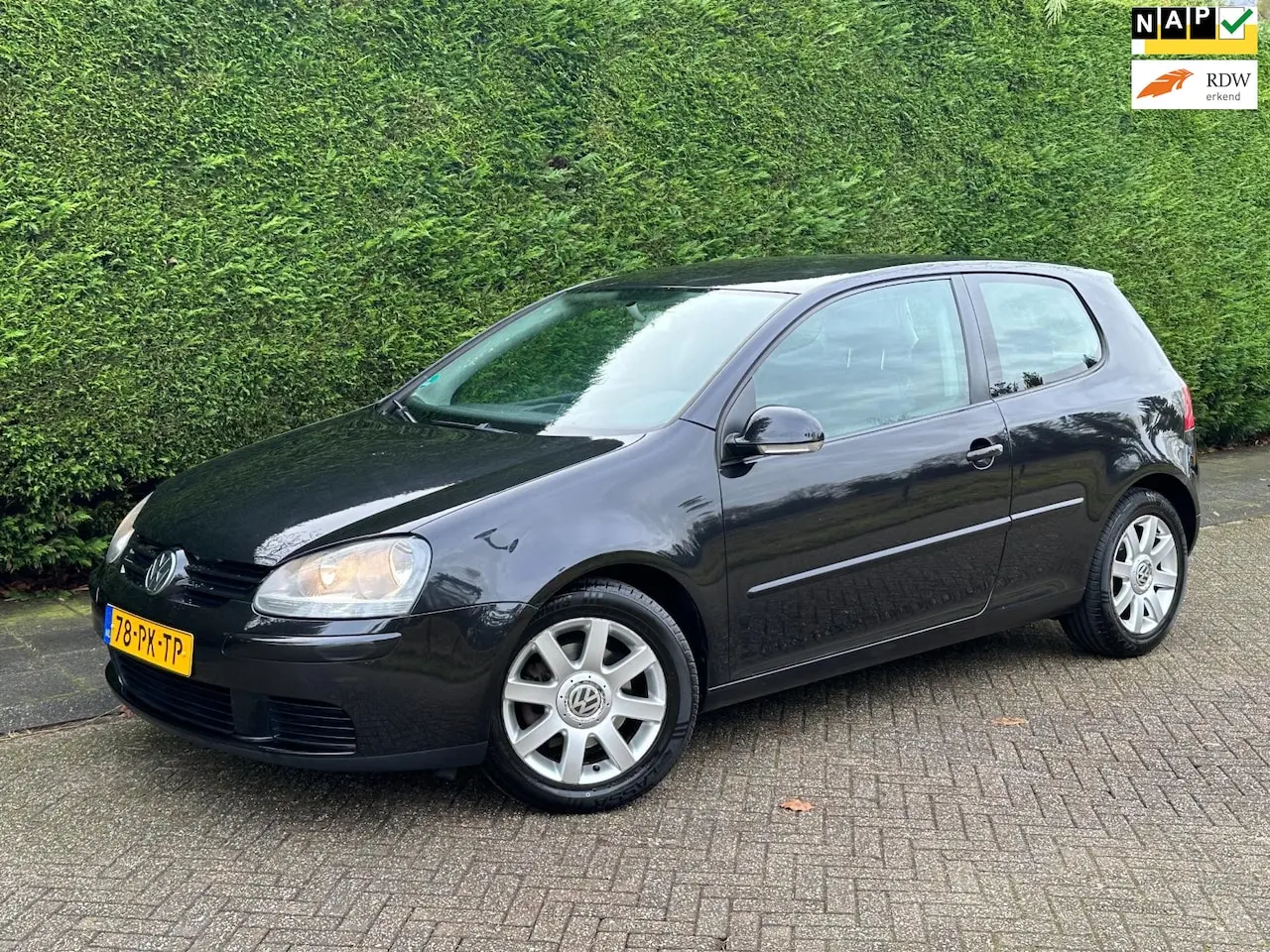 Volkswagen Golf Golf 1.6 FSI Sportline 4