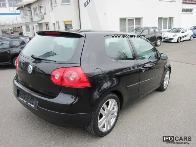 Volkswagen Golf Golf 1.6 FSI Primeline Tiptronic 2