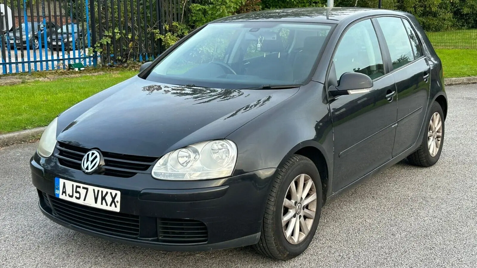 Volkswagen Golf Golf 1.6 FSI Tour 5