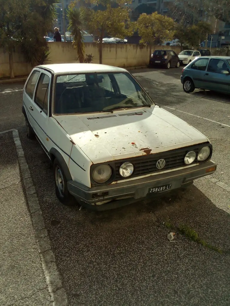 Volkswagen Golf Golf 1.6 GL 3