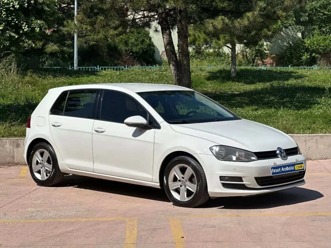 Volkswagen Golf Golf 1.6 TDI BMT Comfortline DSG 4