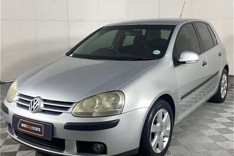 Volkswagen Golf Golf 1.6 TDI Comfortline DSG 3