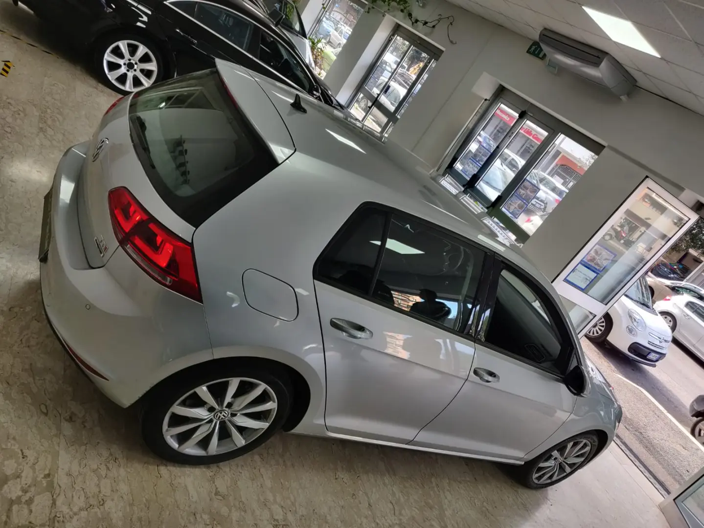 Volkswagen Golf Golf 1.6 TDI Highline 2