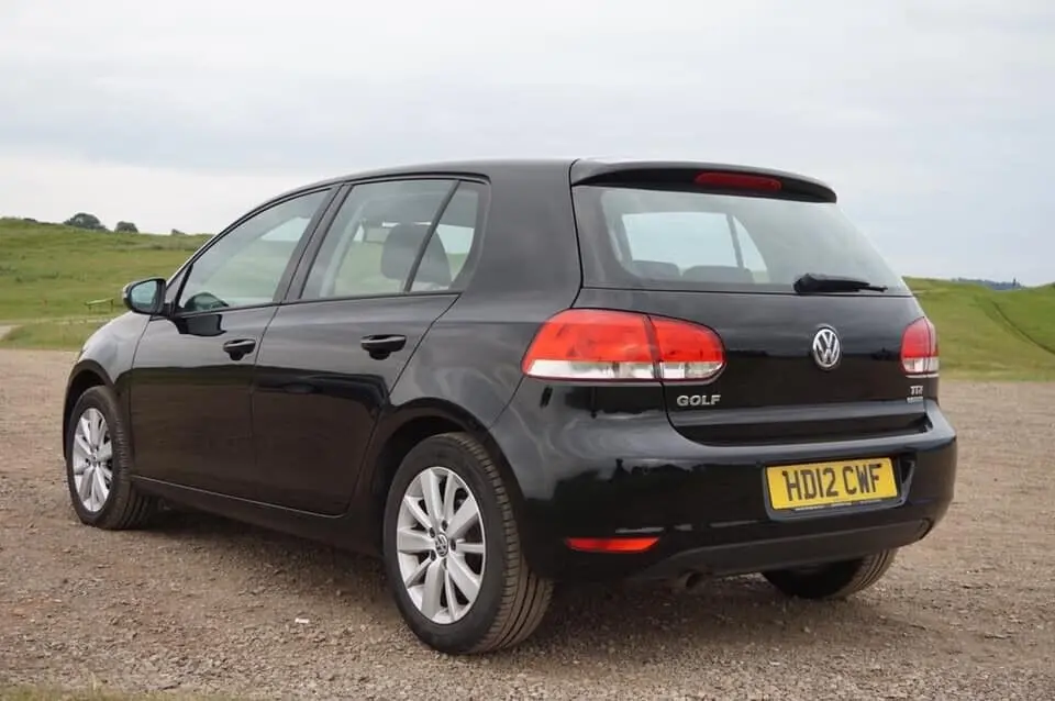 Volkswagen Golf Golf 1.6 TDI Highline 4