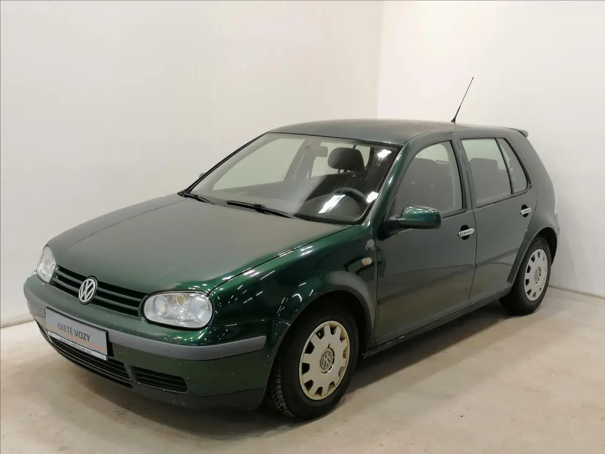 Volkswagen Golf Golf 1.6 Trendline 4