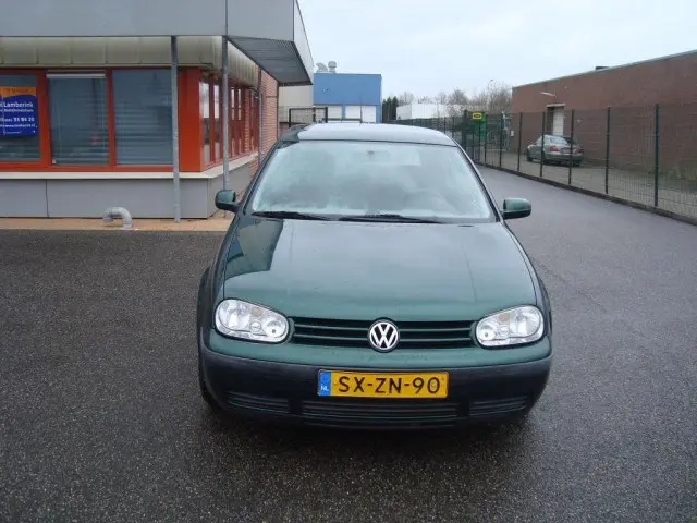 Volkswagen Golf Golf 1.6 Trendline 5