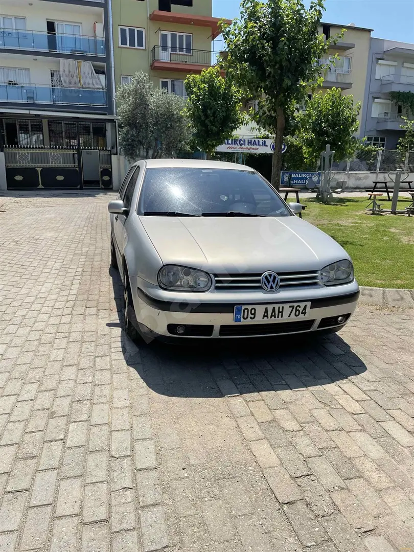 Volkswagen Golf Golf 1.6 Trendline 1