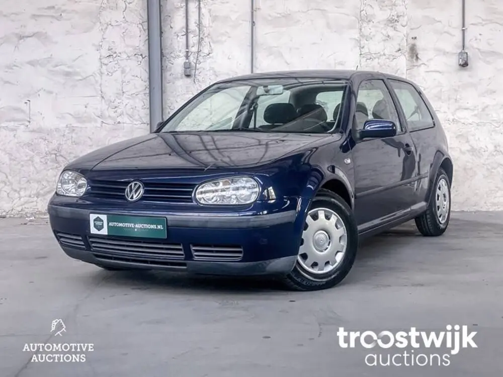 Volkswagen Golf Golf 1.6 Trendline 3