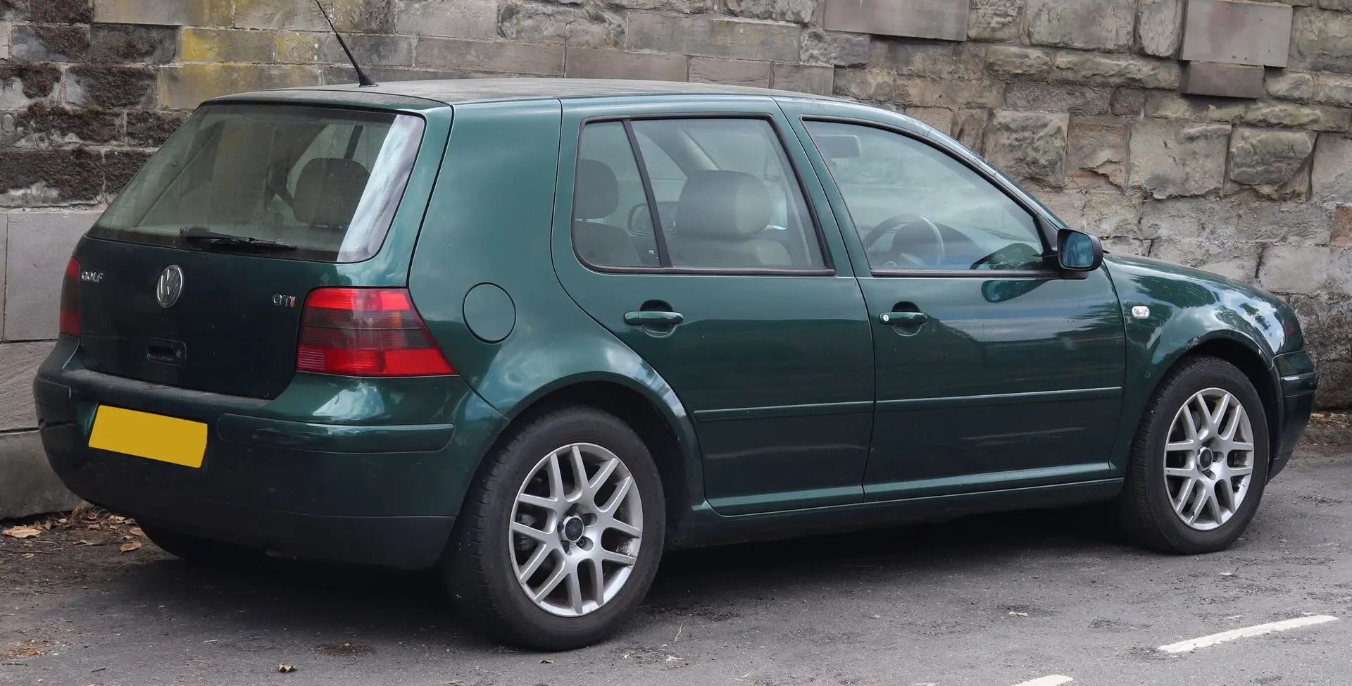 Volkswagen Golf Golf 2.3 VR5 5