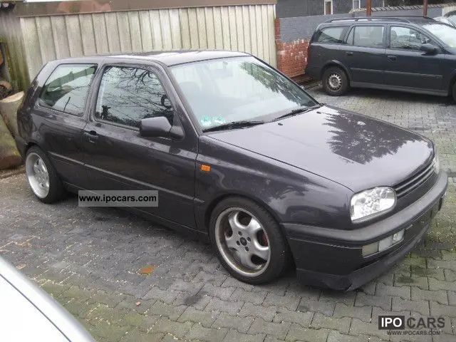 Volkswagen Golf Golf 1.8 CL 3