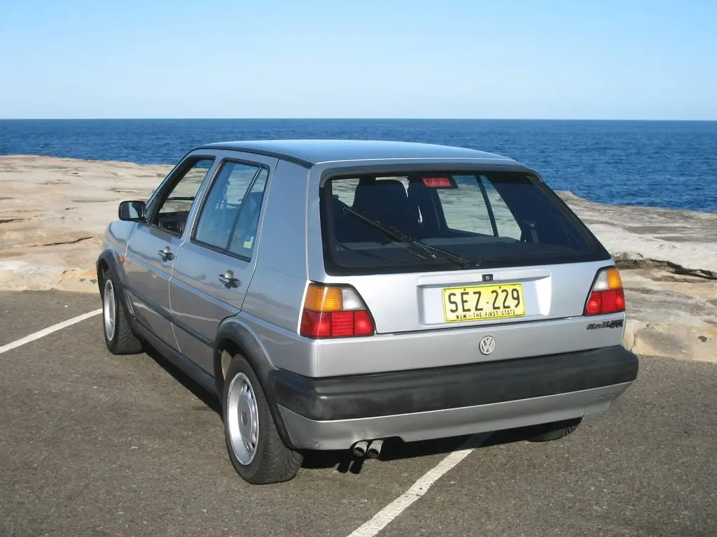 Volkswagen Golf Golf 1.8 GL 6