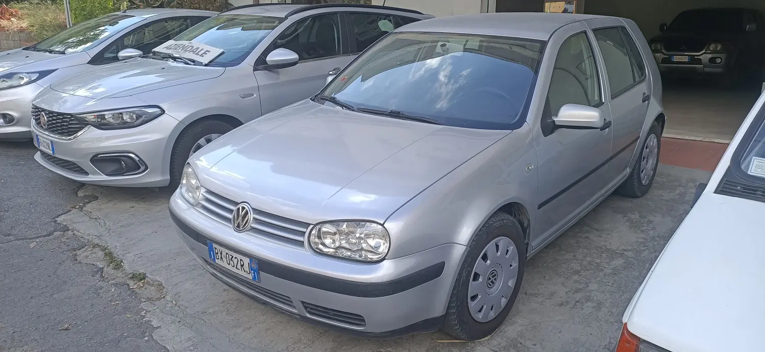 Volkswagen Golf Golf 1.9 TDI Comfortline Tiptronic 3