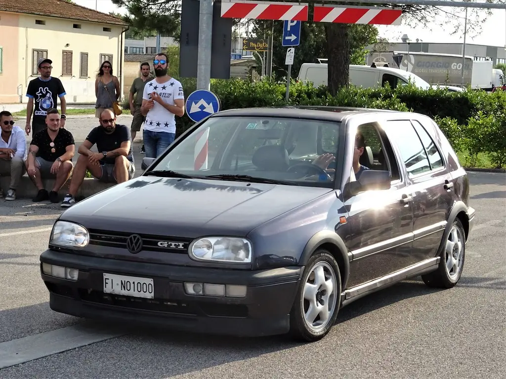 Volkswagen Golf Golf 2.0 16V GTI 2