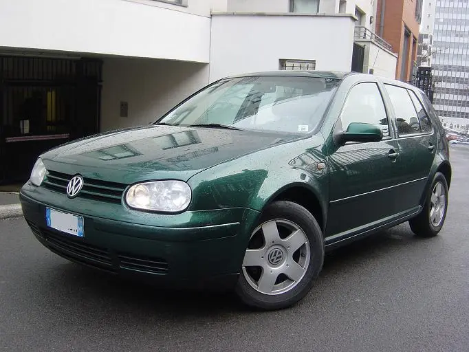 Volkswagen Golf Golf 2.0 Highline 4