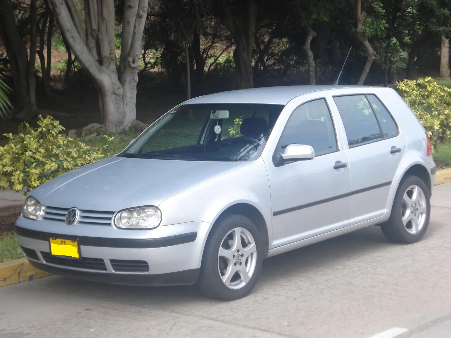 Volkswagen Golf Golf 2.8 V6 5