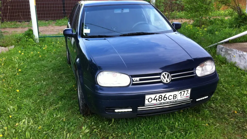 Volkswagen Golf Golf 2.3 VR5 6