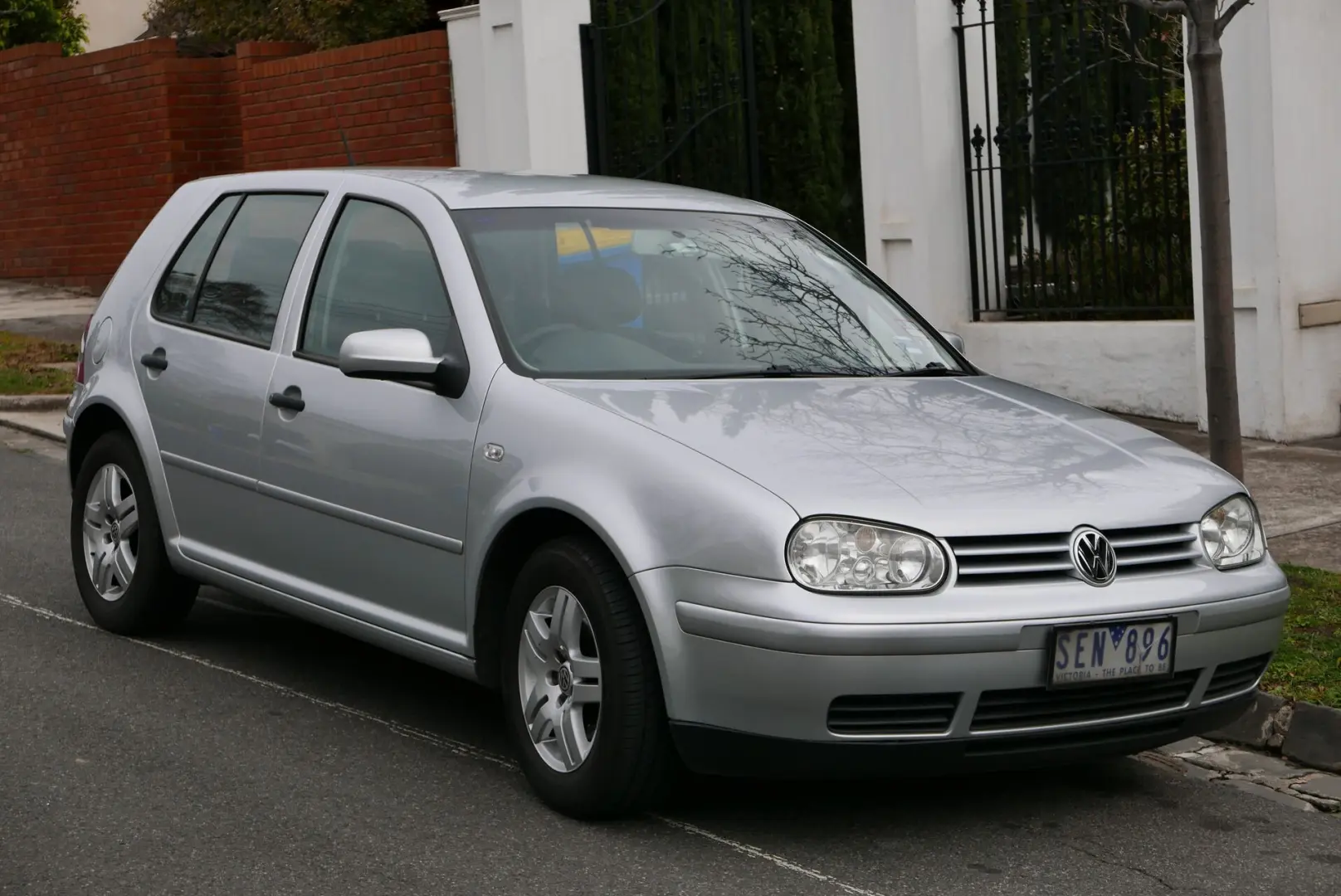 Volkswagen Golf Golf 2.3 VR5 6