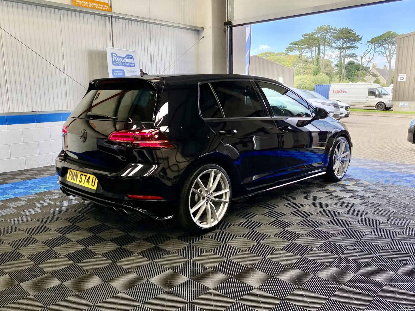 Volkswagen Golf Golf R 2.0 TSI BMT DSG 5