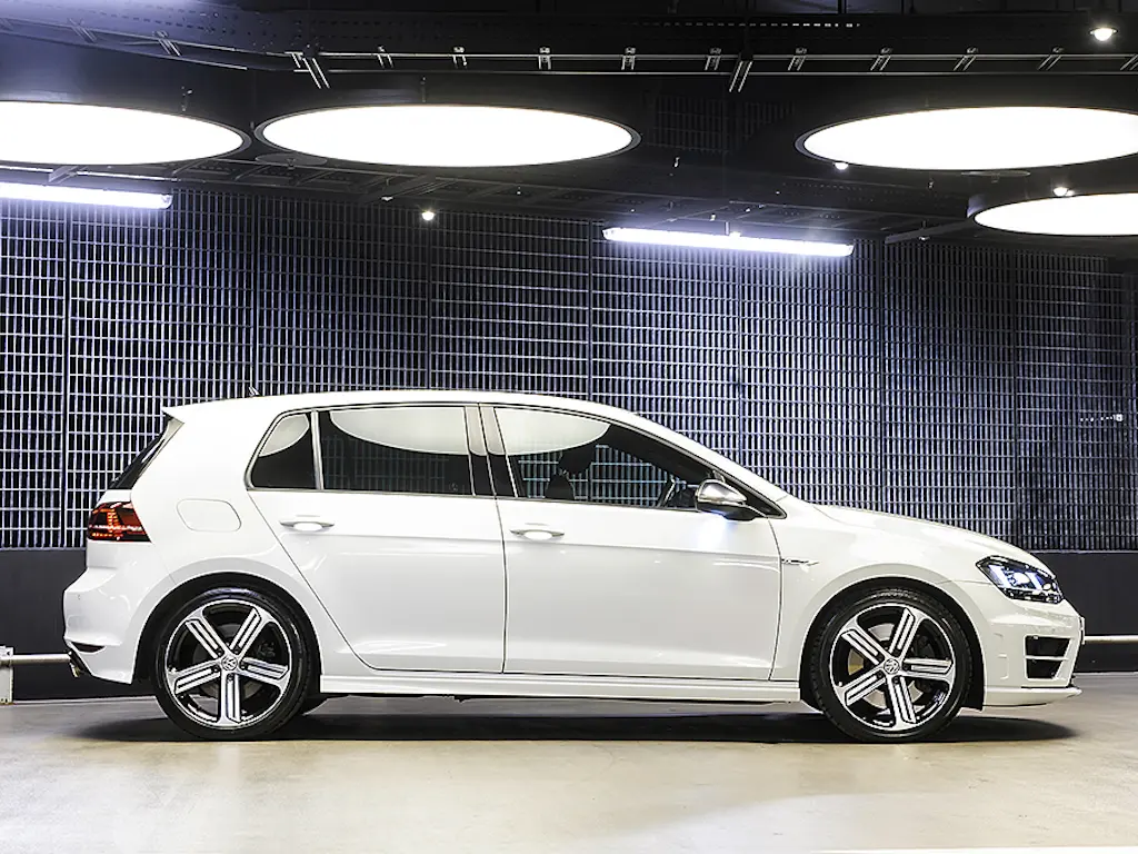 Volkswagen Golf Golf R 2.0 TSI BMT DSG 7