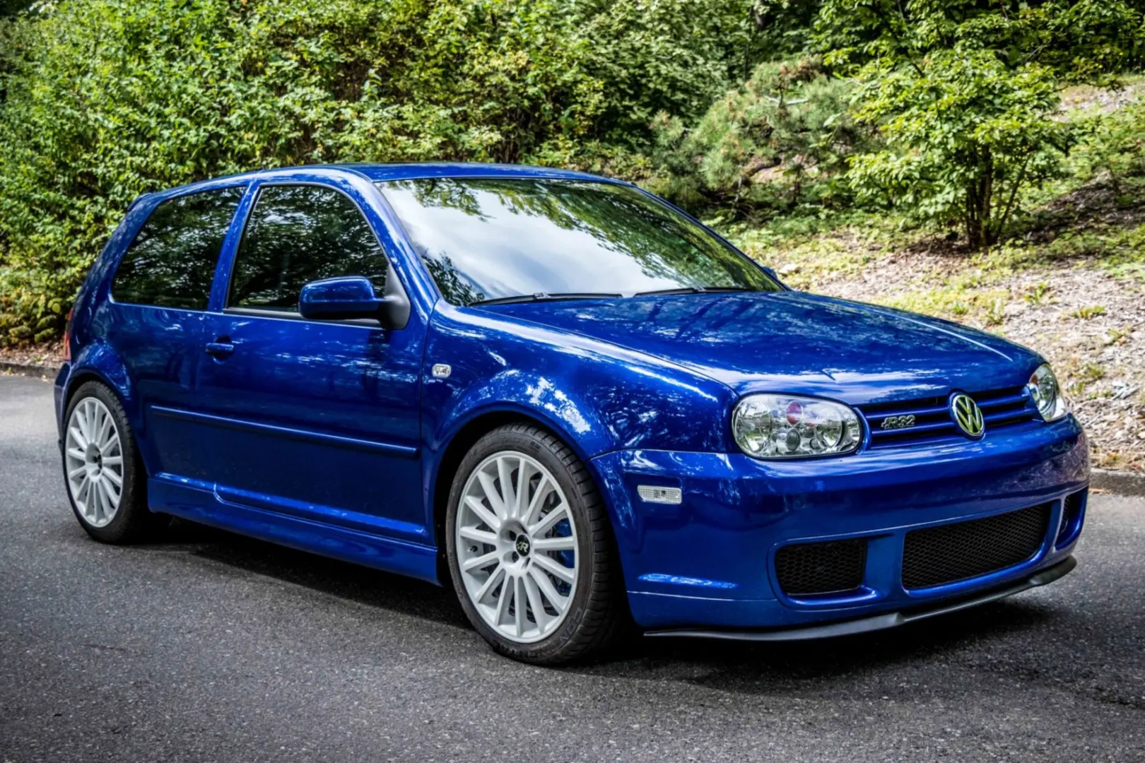 Volkswagen Golf Golf R32 V6 4Motion DSG 1